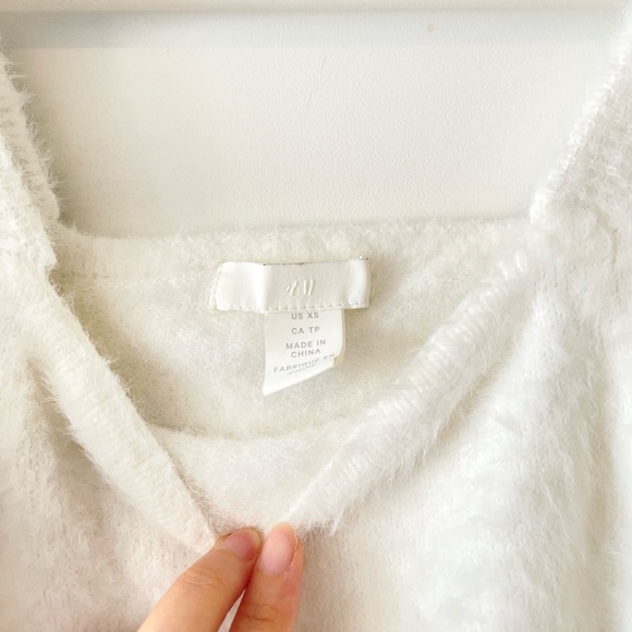 H&M White Fuzzy Knitwear - Picture 2 of 4
